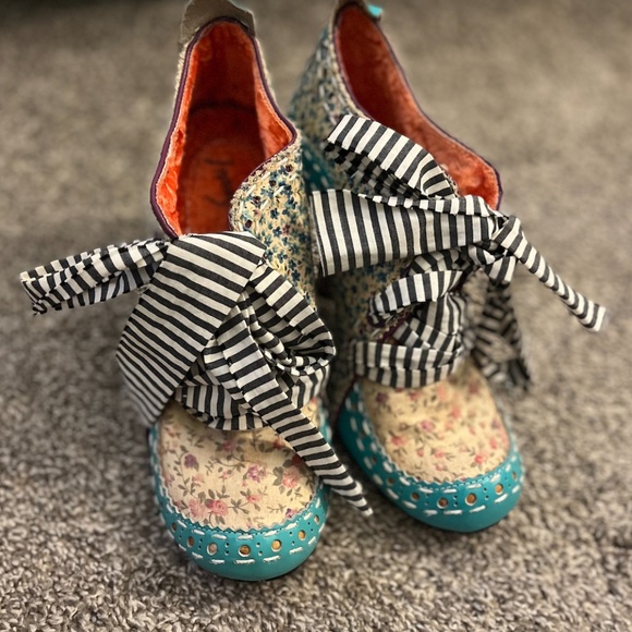 Irregular Choice Abigail's Party boots - Picture 4 of 5